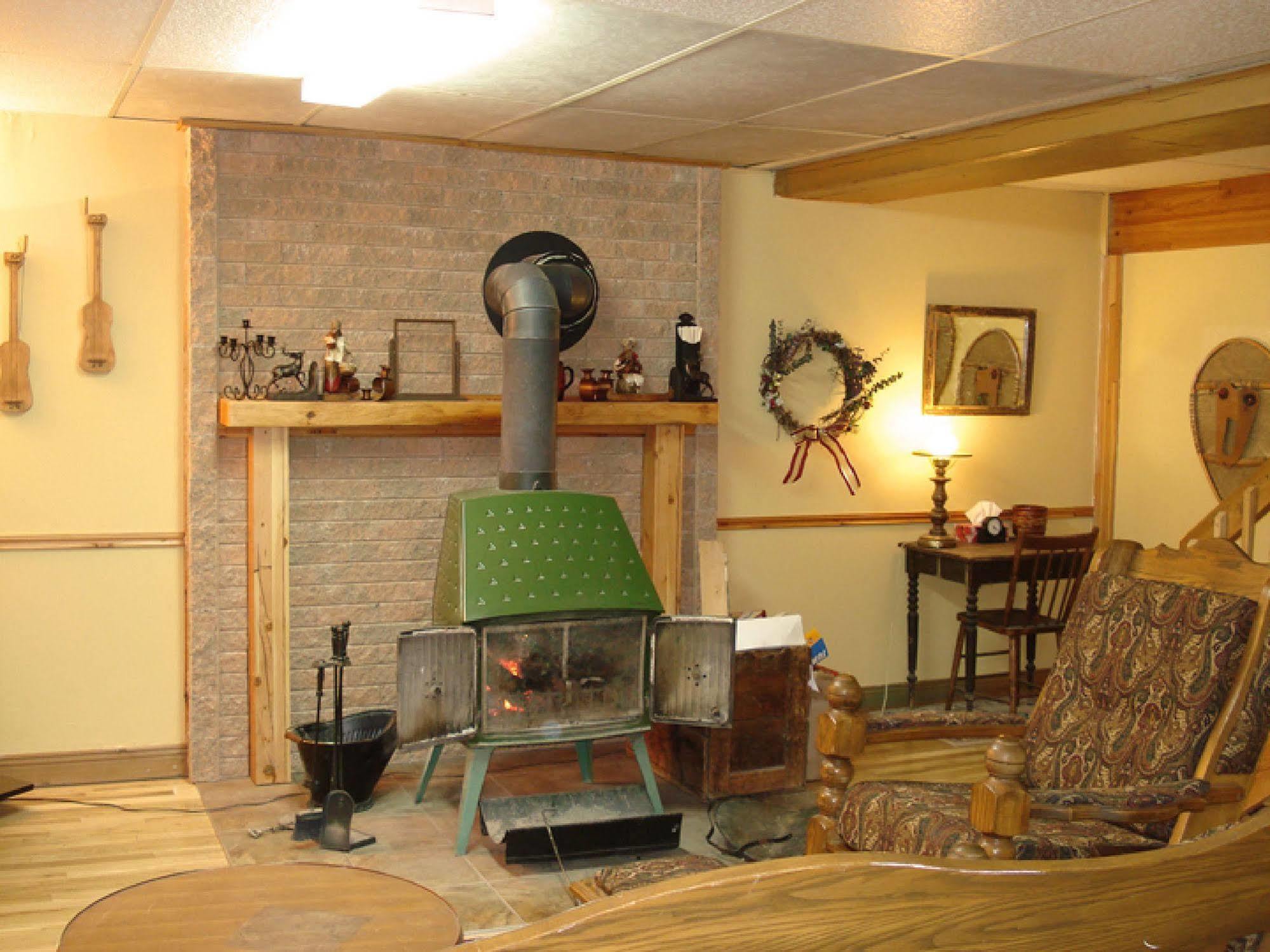 Gite La Halte Du Verger Bed And Breakfast Rivière-du-Loup Kültér fotó